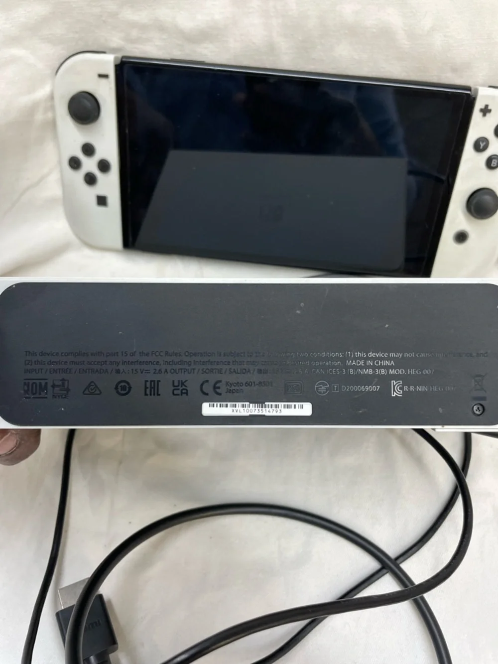Nintendo switch White Gaming Console with Detachable Controllers/charging dock